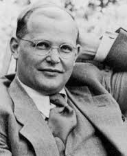 DIETRICH BONHOEFFER  A 70 ANNI DALLA MORTE