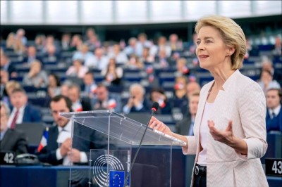 URSULA VON DER LEYEN NUOVO  PRESIDENTE UE